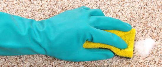 Секреты эффективной очистки ковра в домашних условиях