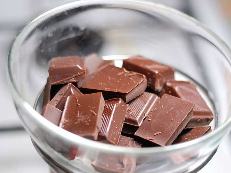 5 способов растопить шоколад в микроволновке