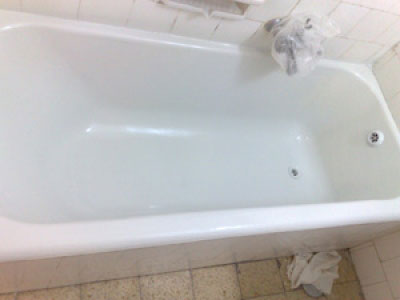 Наливная стакриловая ванна