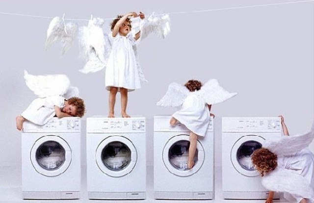Дети на стиральных машинах